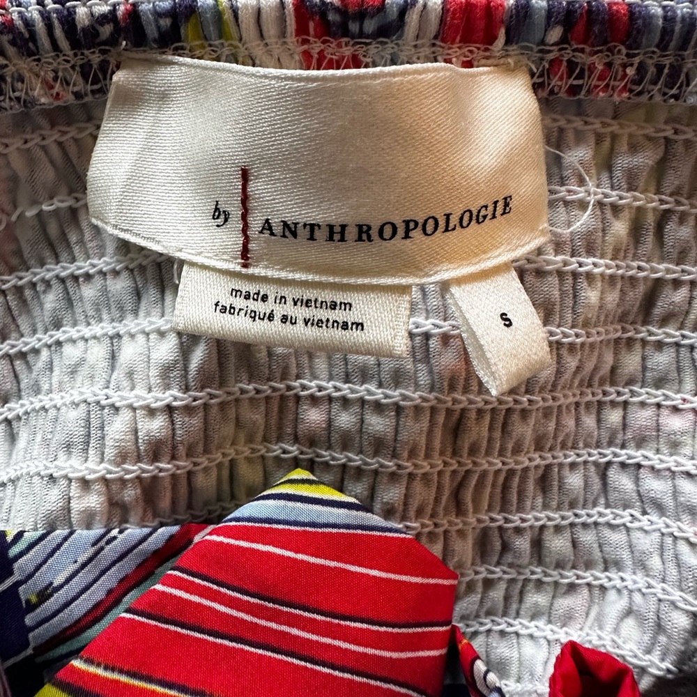 NWOT Anthropologie strapless top, size S, gathered at waist, smocked back. - Picture 6 of 6